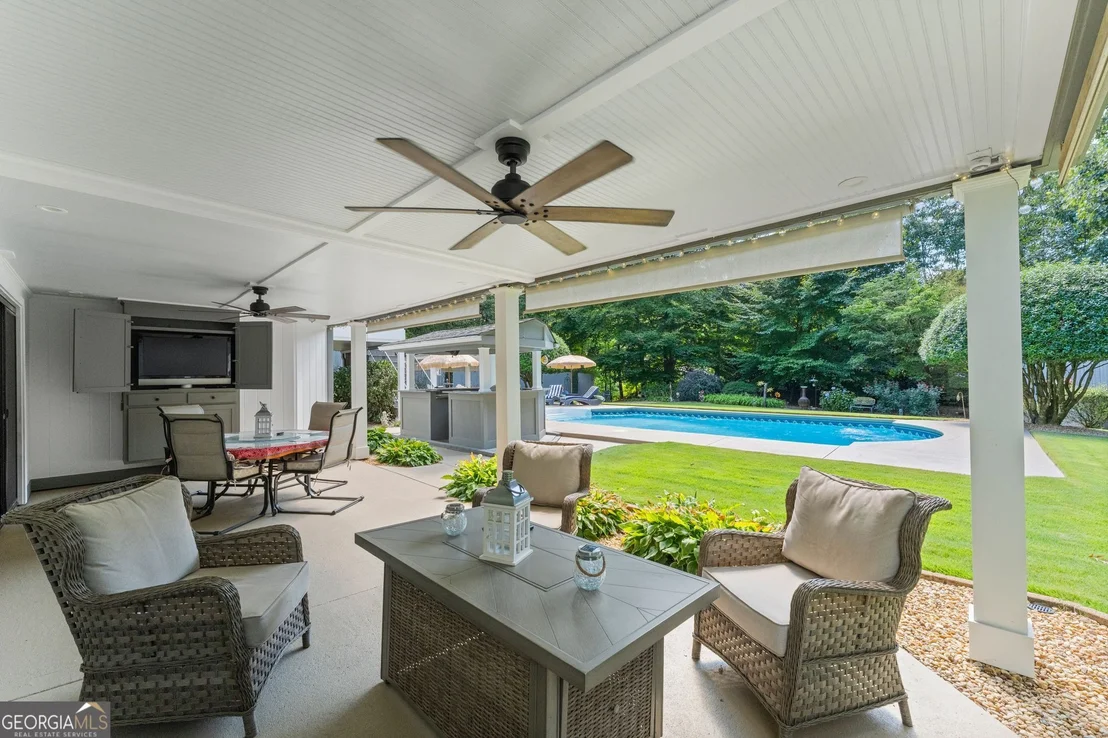 Photo of 5725 Ash Drive