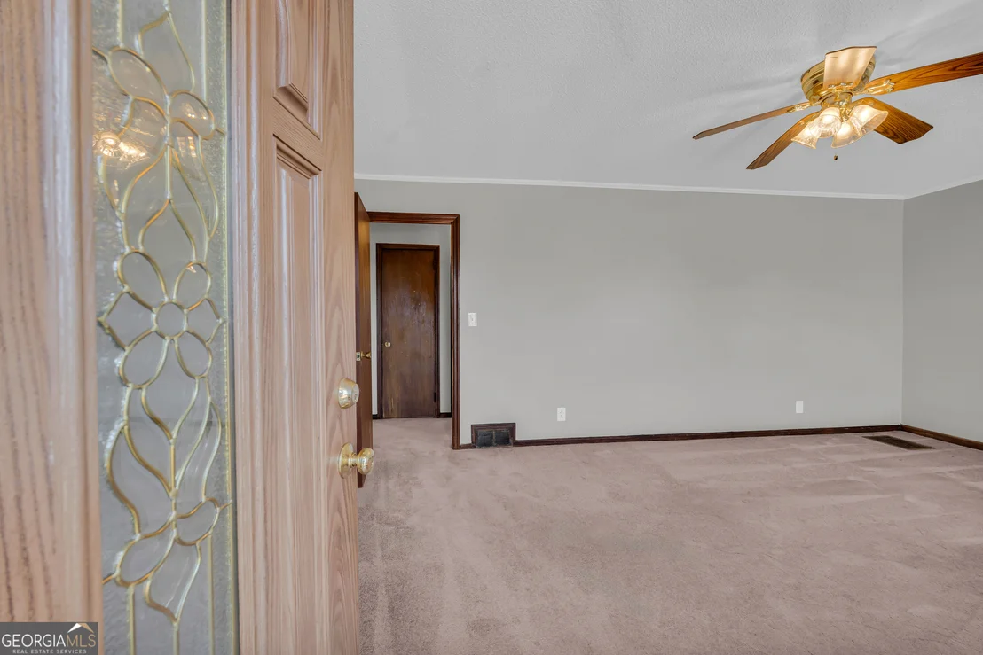 Photo of 93 Hickory Circle