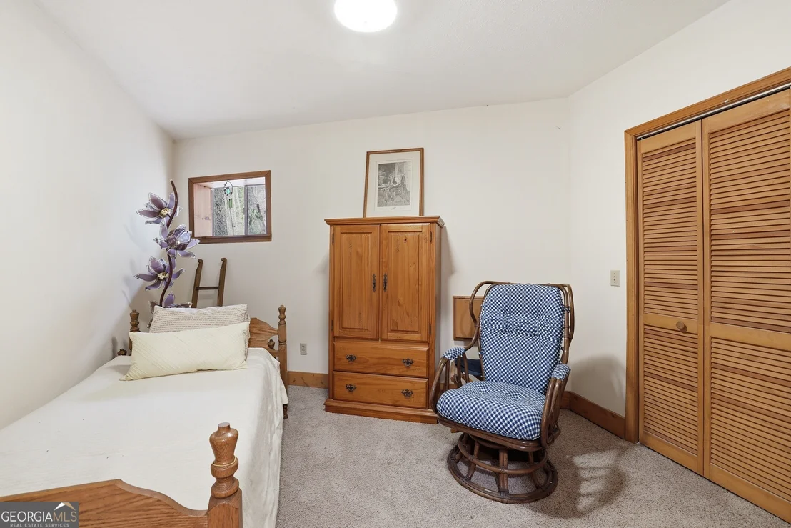 Photo of 578 Saddleback Circle