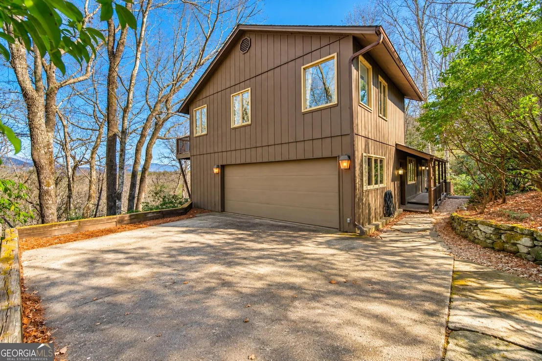 Photo of 722 Woodbrier