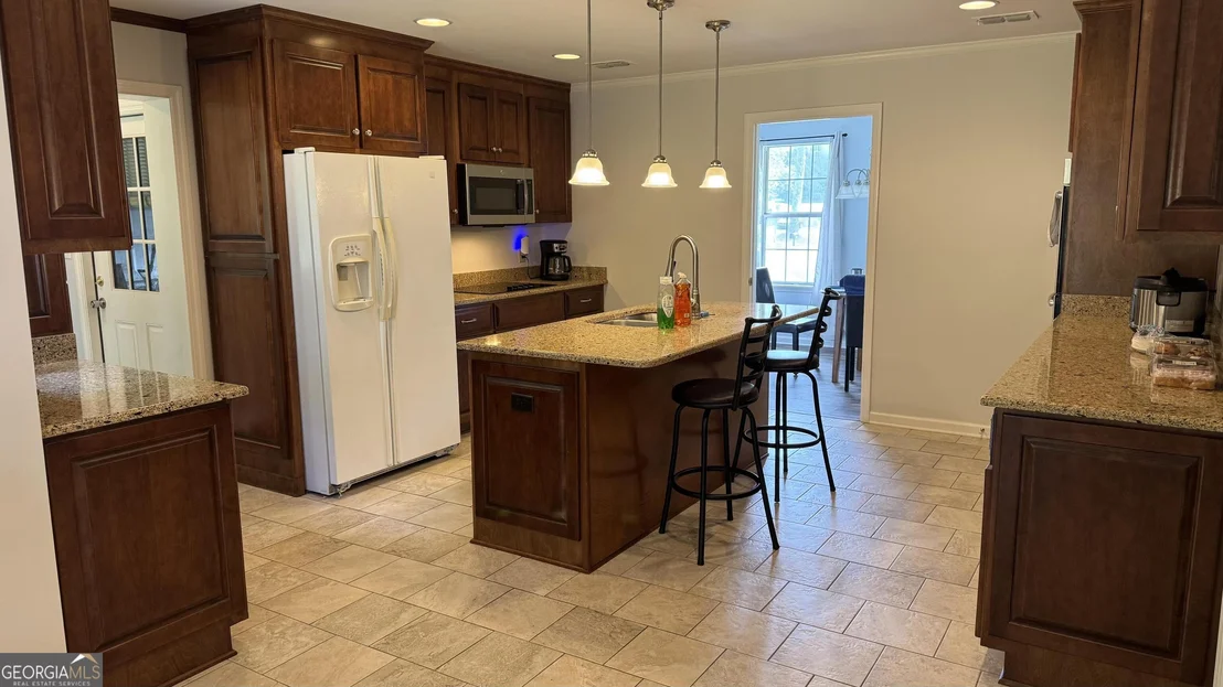 Photo of 355 Summerhill Road