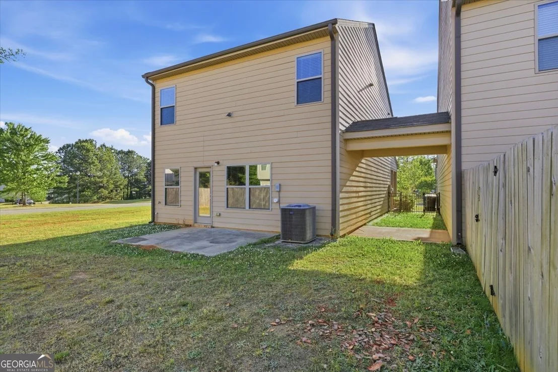 Photo of 1610 Labonte Parkway