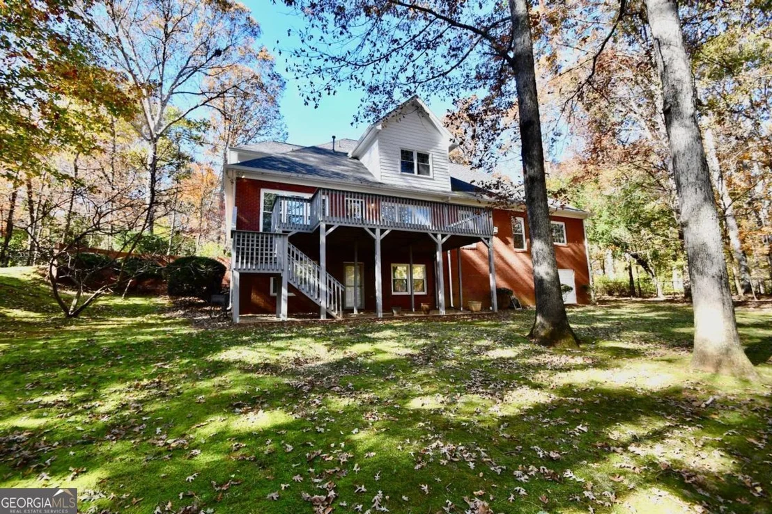 Photo of 218 Thornhill Drive