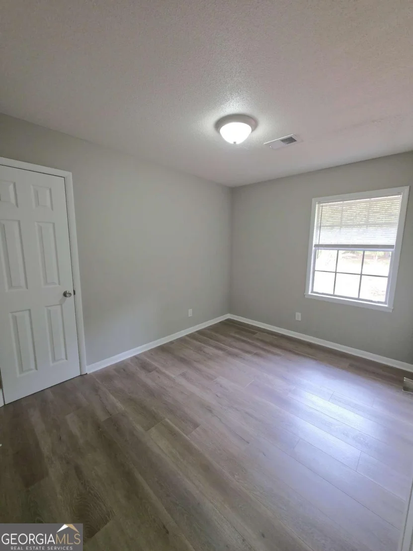 Photo of 181 Lavender Road