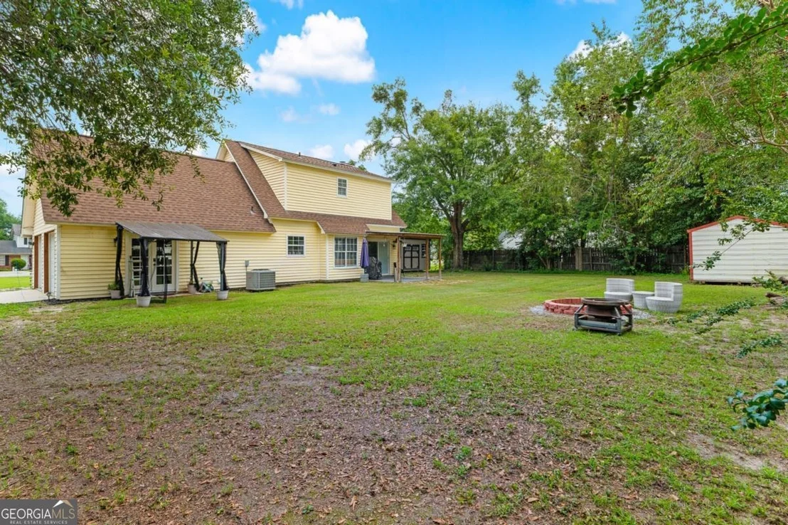Photo of 100 Live Oak Circle