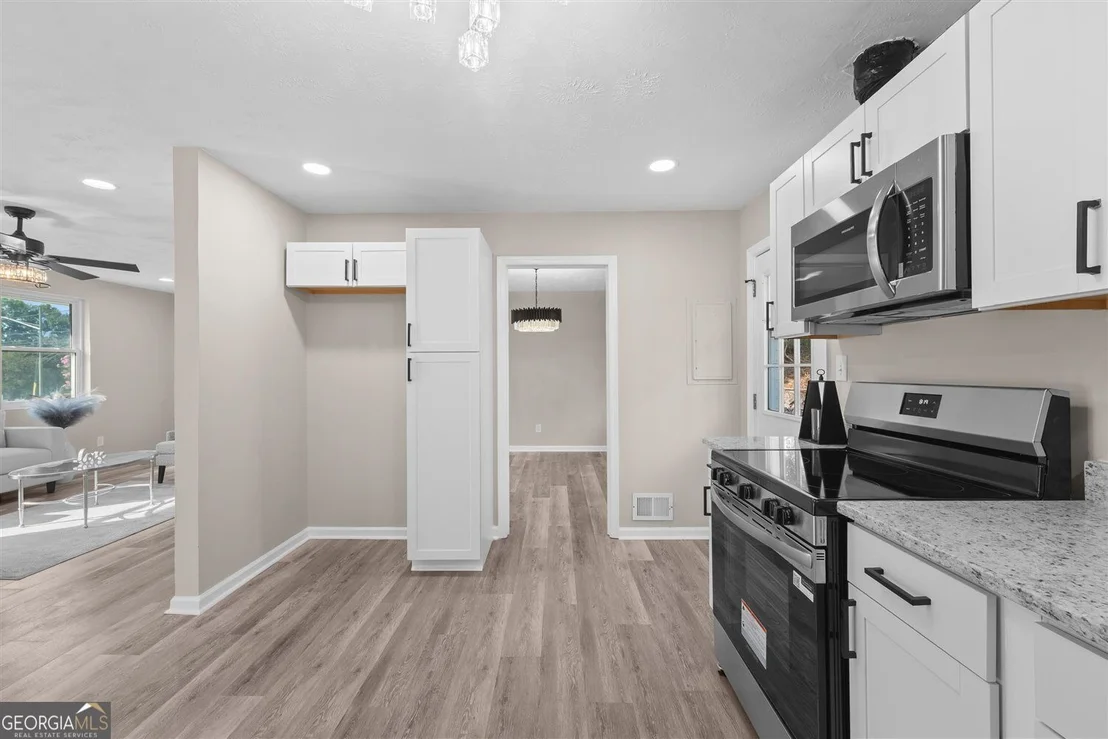 Photo of 3527 Mount Vernon Drive
