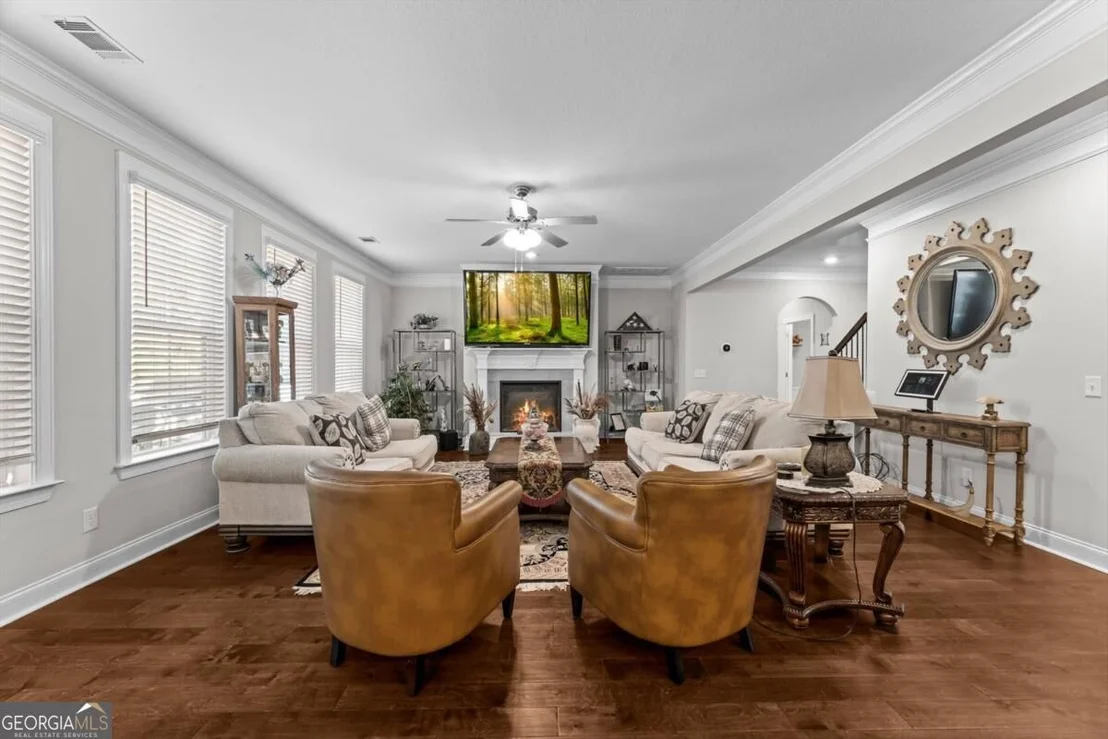 Photo of 87 Crestview Drive