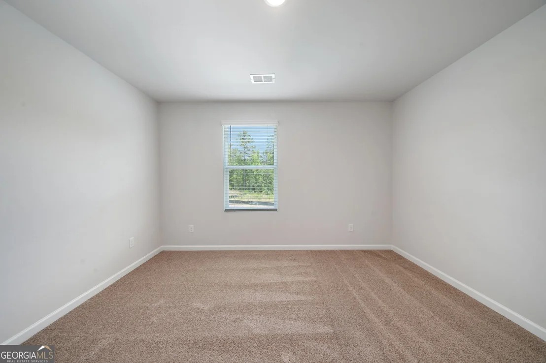 Photo of 140 Post Oak Drive