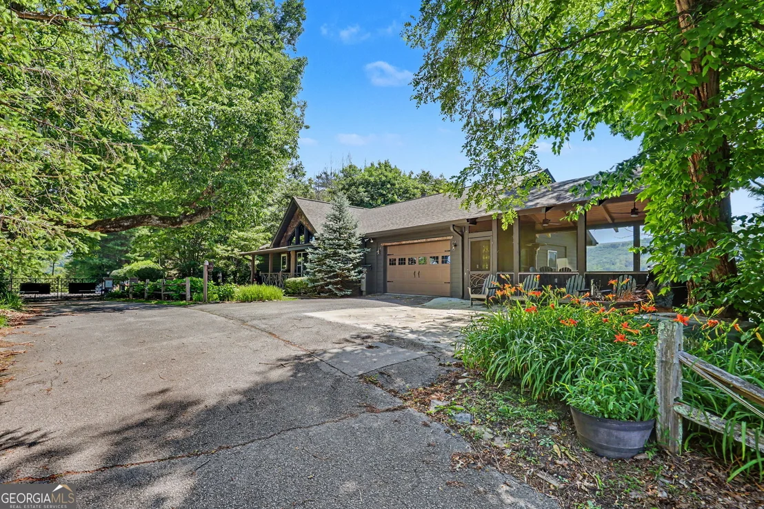Photo of 2379 Ridgepole Drive