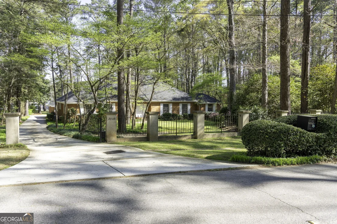 Photo of 2506 Emerald Drive