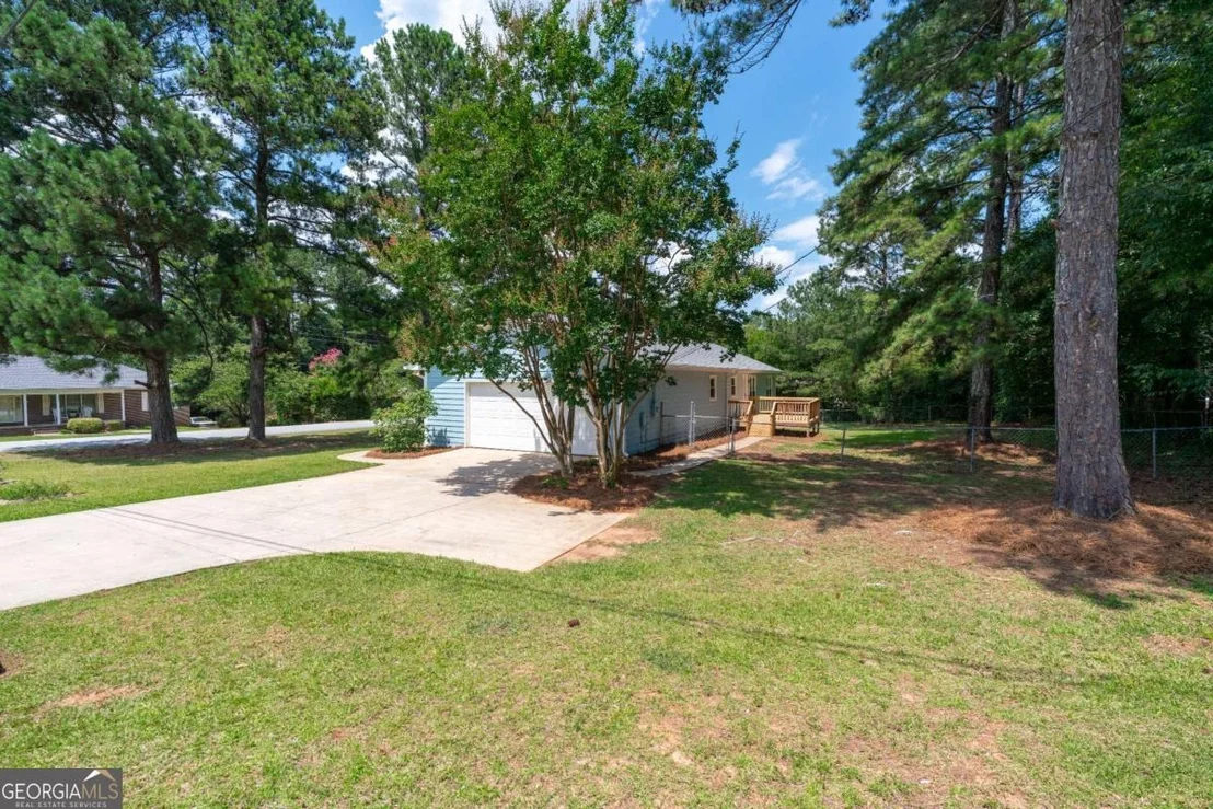 Photo of 300 Fairway Drive