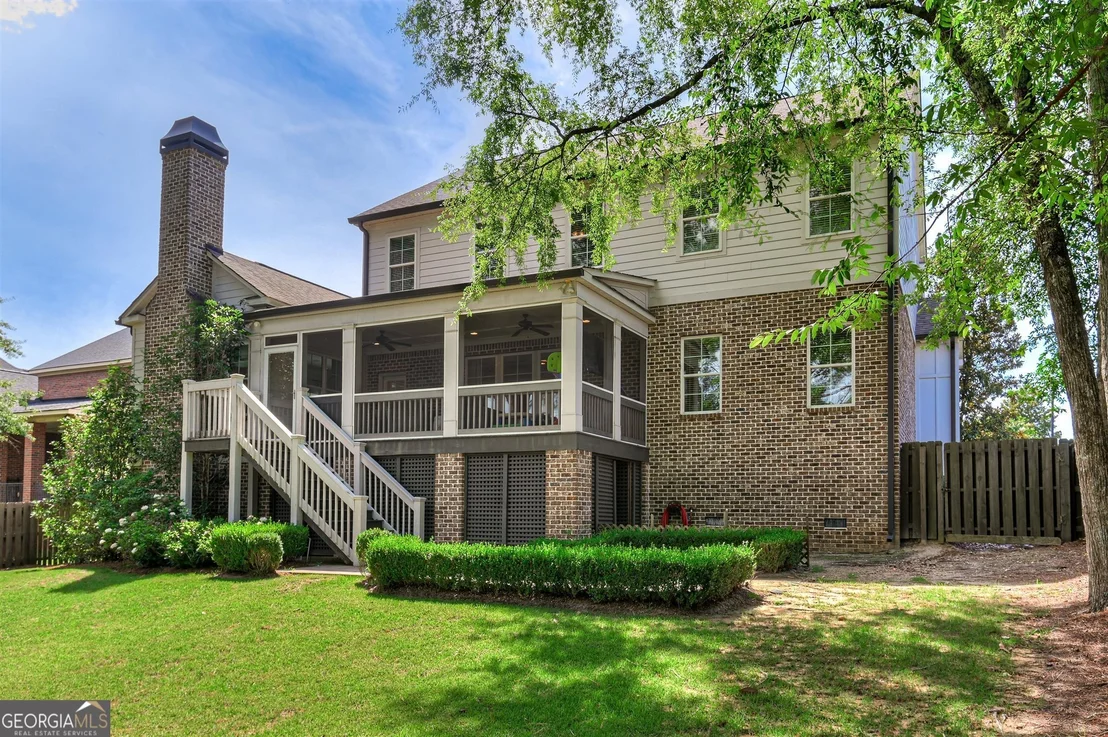 Photo of 1052 Emerald Place
