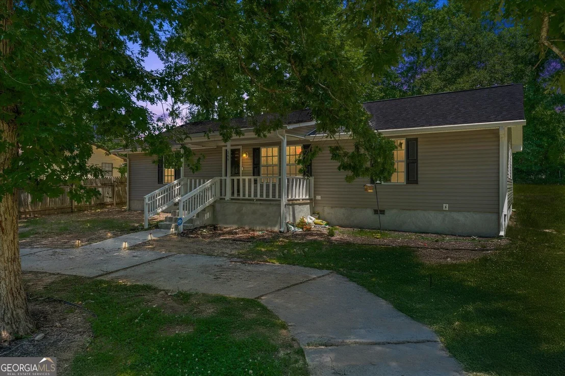 Photo of 566 Shadowmoor Circle