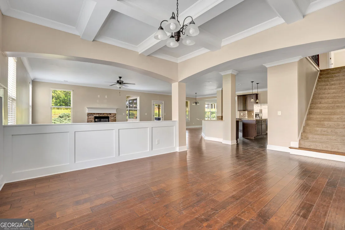 Photo of 910 Southfork Drive