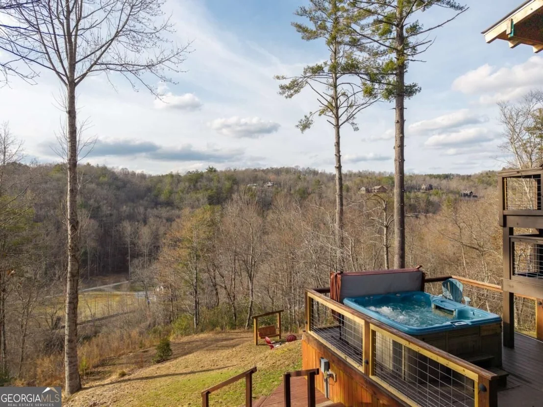 Photo of 153 Riverview Circle