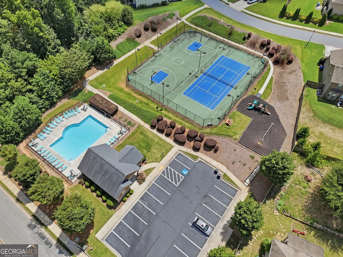 Photo of 5565 Banner Boulevard