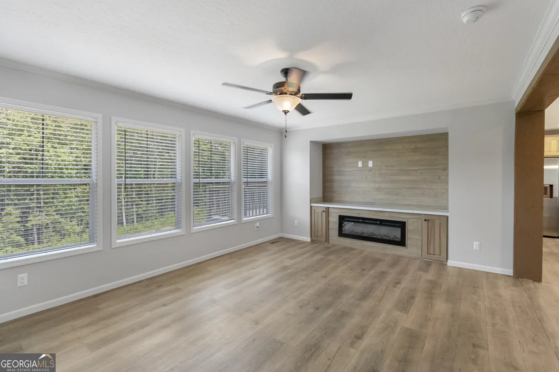Photo of 654 Robertson Loop Road