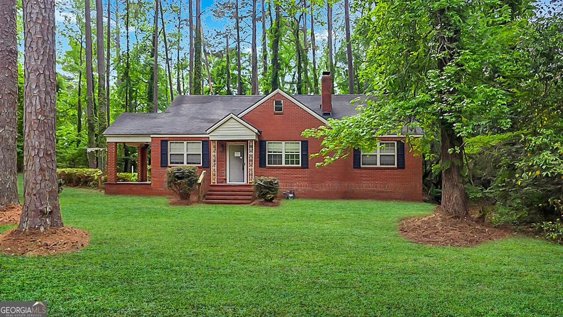 Photo of 819 Hillcrest Drive