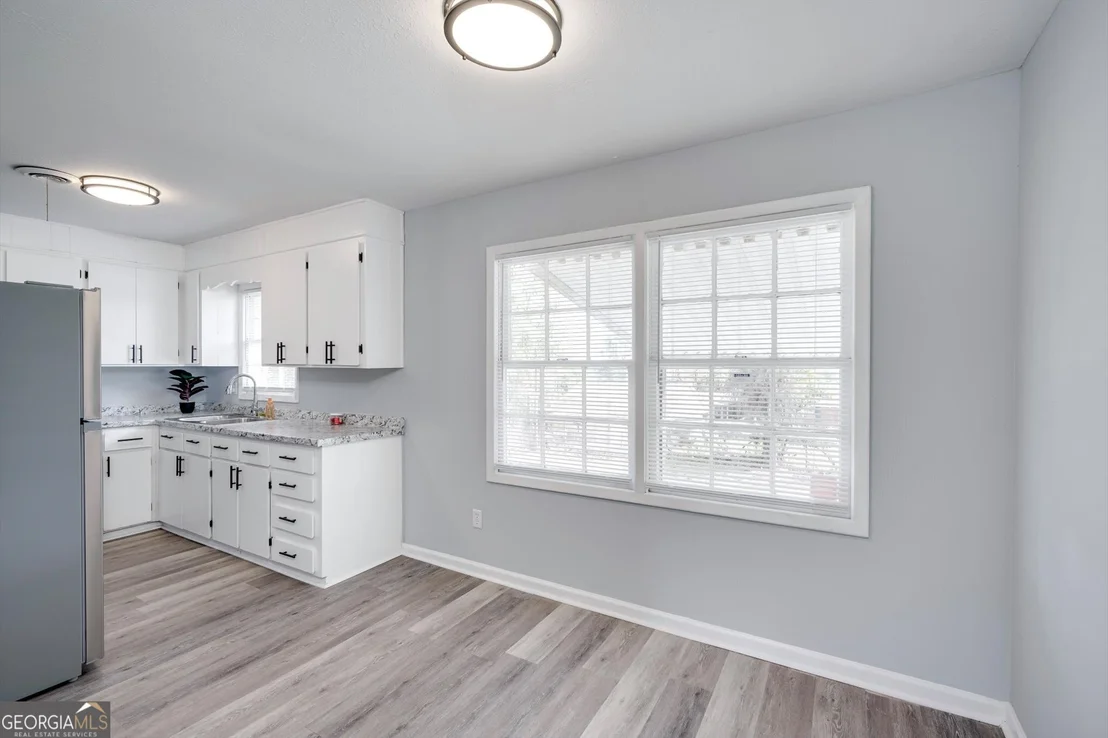 Photo of 2320 Mimosa