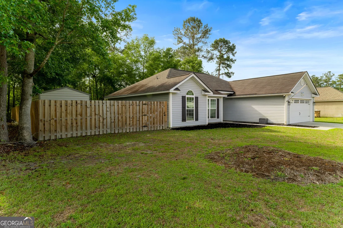 Photo of 40 Abigail Circle