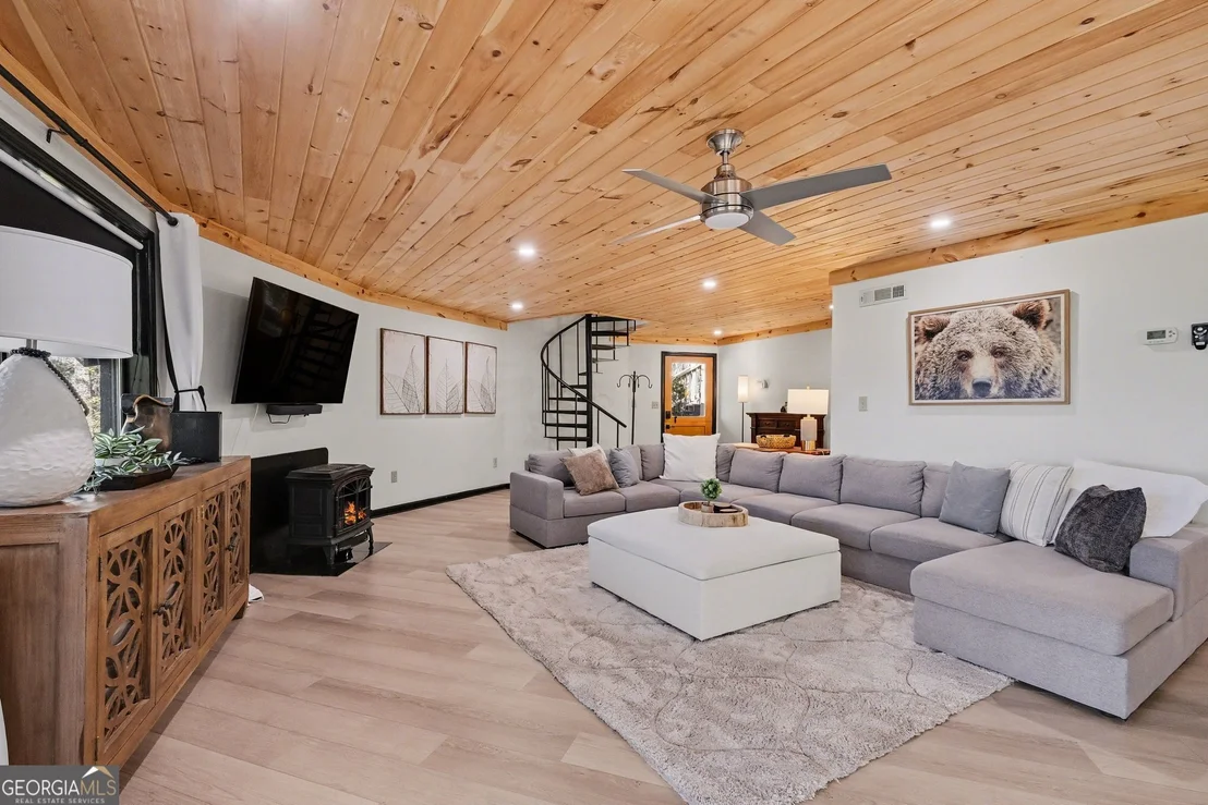 Photo of 265 Pleasant Mountain Drive