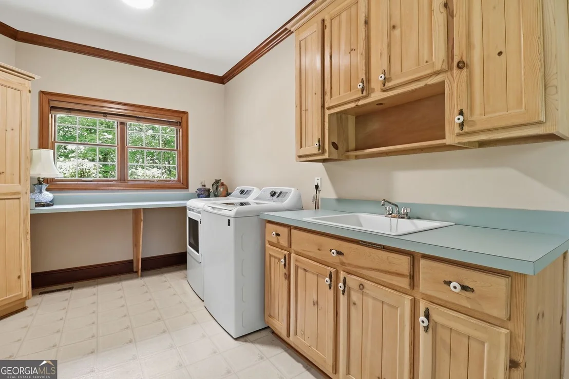 Photo of 560 Shetland Trace