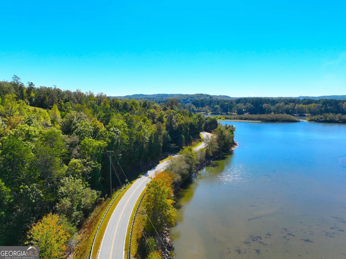 Photo of 284 River Road