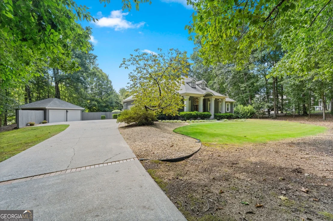 Photo of 5725 Ash Drive