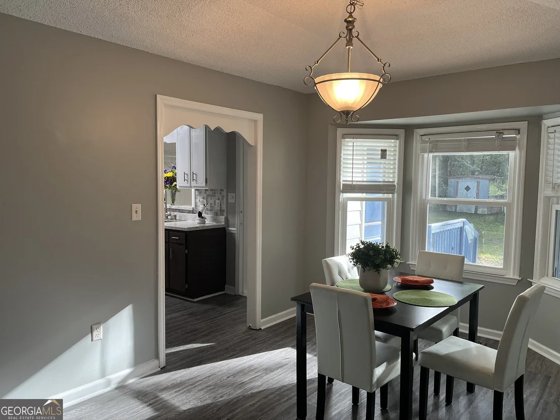 Photo of 260 Edgewater Drive