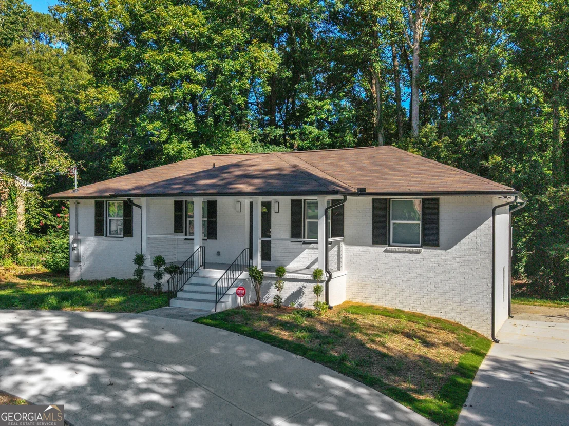 Photo of 984 Morrow Road