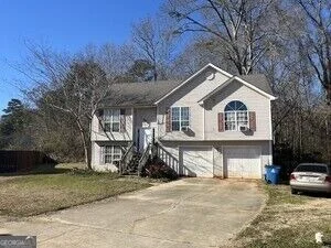 Photo of 7061 Regency Lane