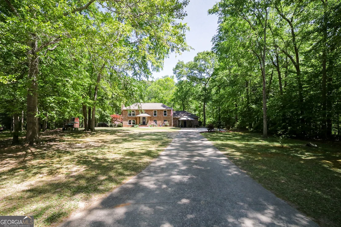 Photo of 298 Hudson River Drive