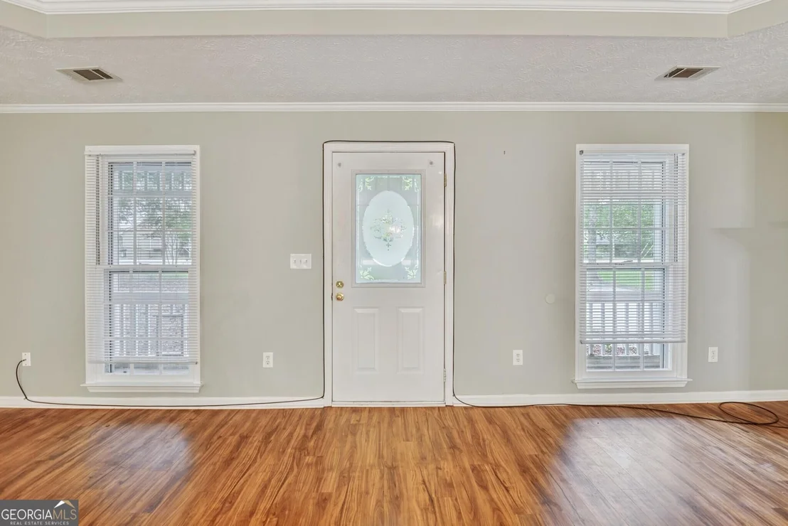 Photo of 2880 Highpoint Road
