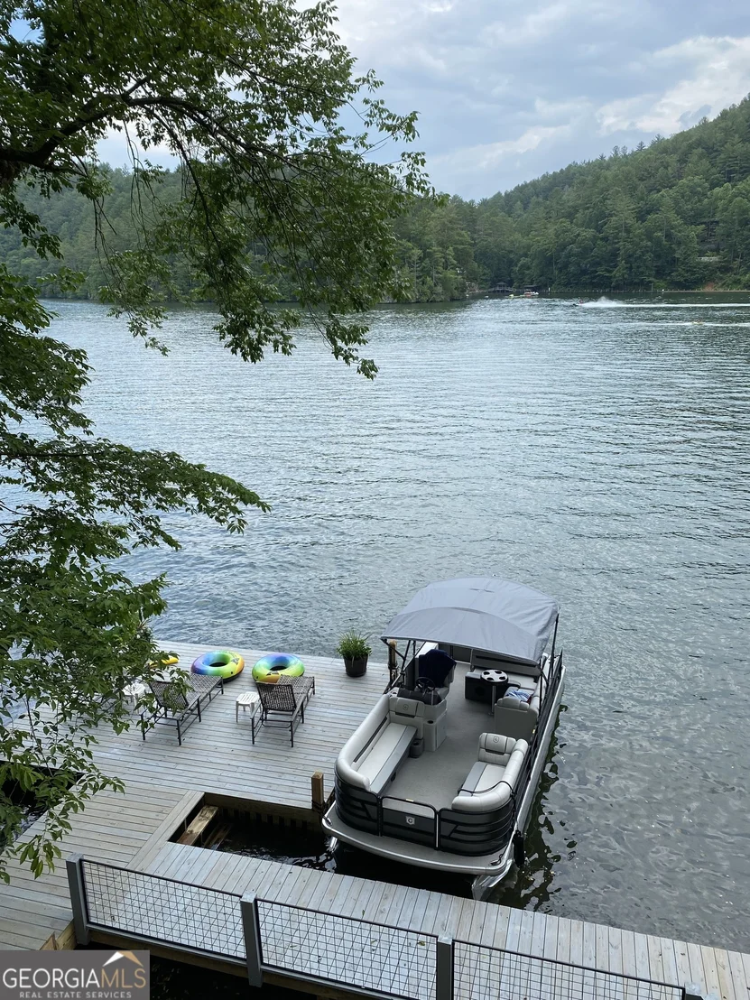 Photo of 418 Vickers Road
