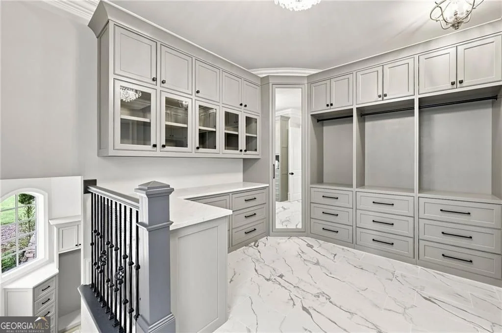 Photo of 6756 Hedge Row Lane