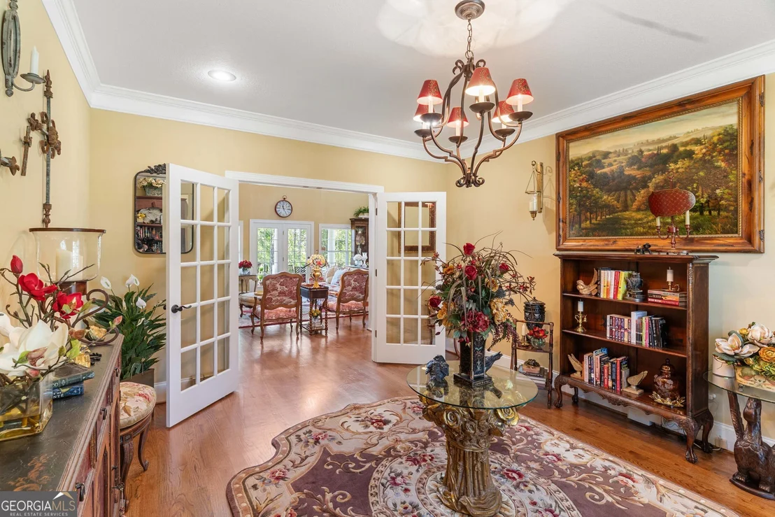 Photo of 1003 Mohawk Drive