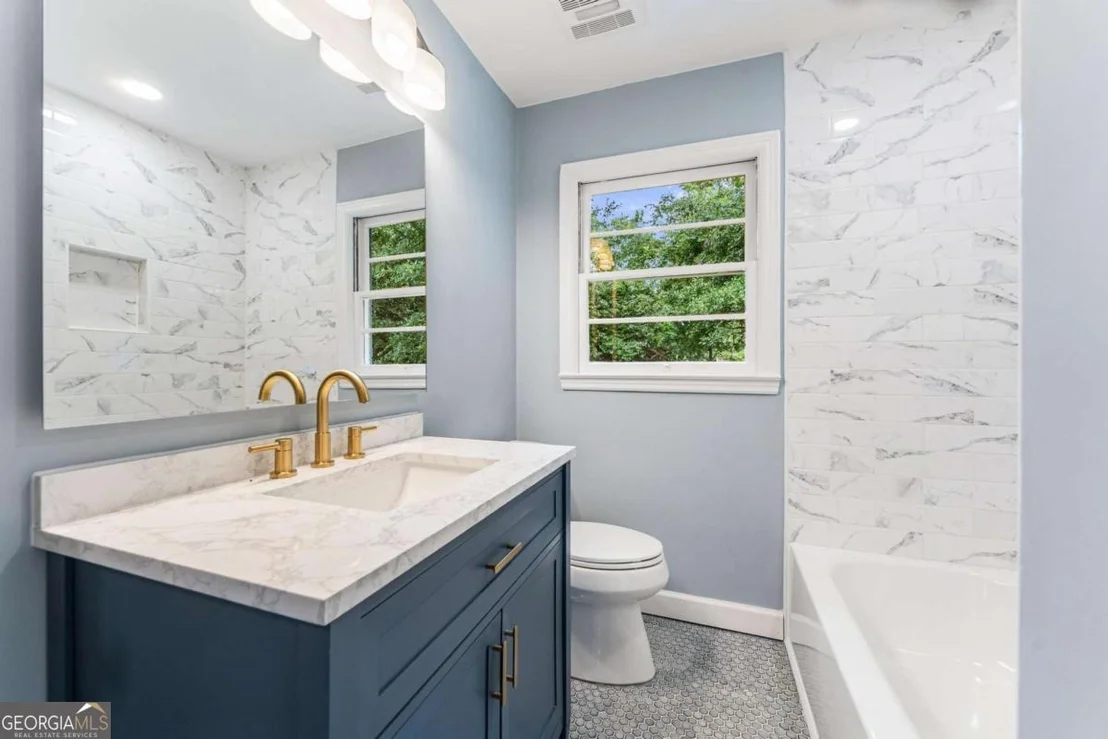 Photo of 140 Northcrest Drive