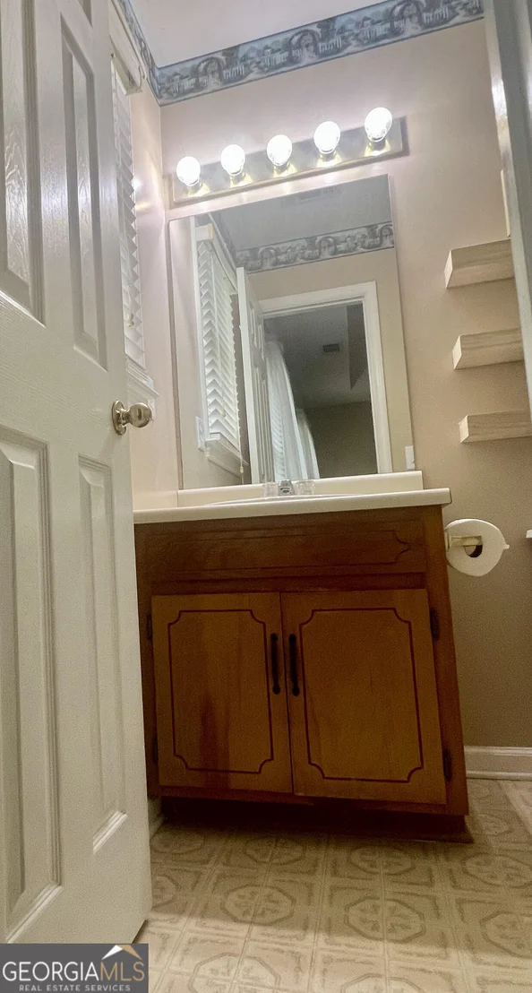Photo of 166 Ringer Road