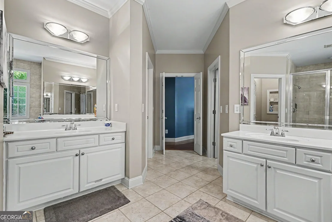 Photo of 385 Primrose Lane