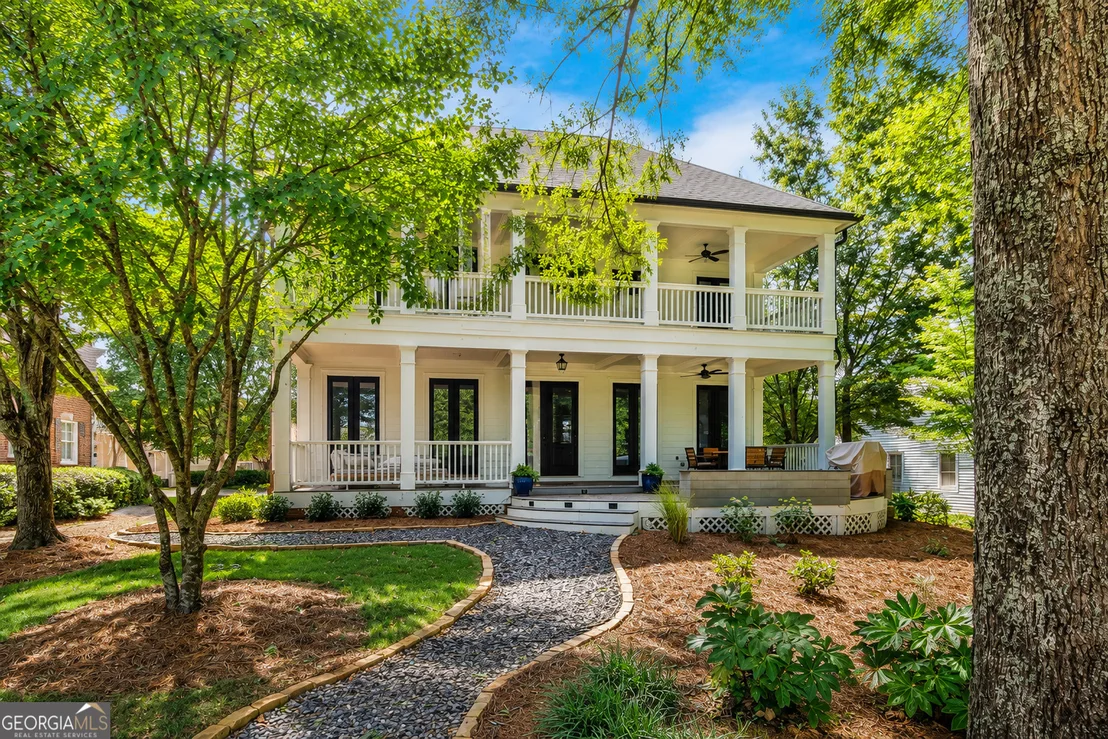 Photo of 845 Commons Park