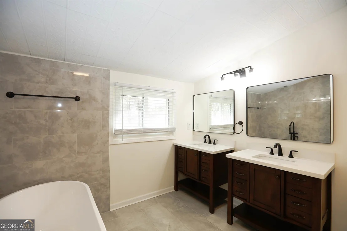 Photo of 4885 Puritan Drive