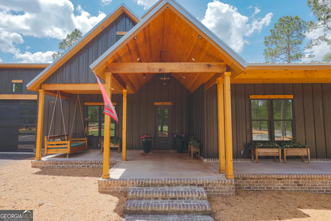Photo of 6034 Turkey Oak Road