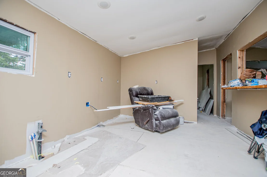 Photo of 33 Holiday Drive