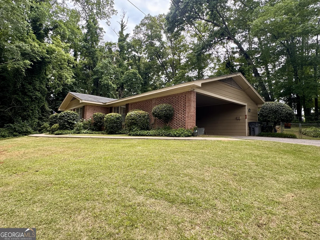 Photo of 601 Cherokee Road