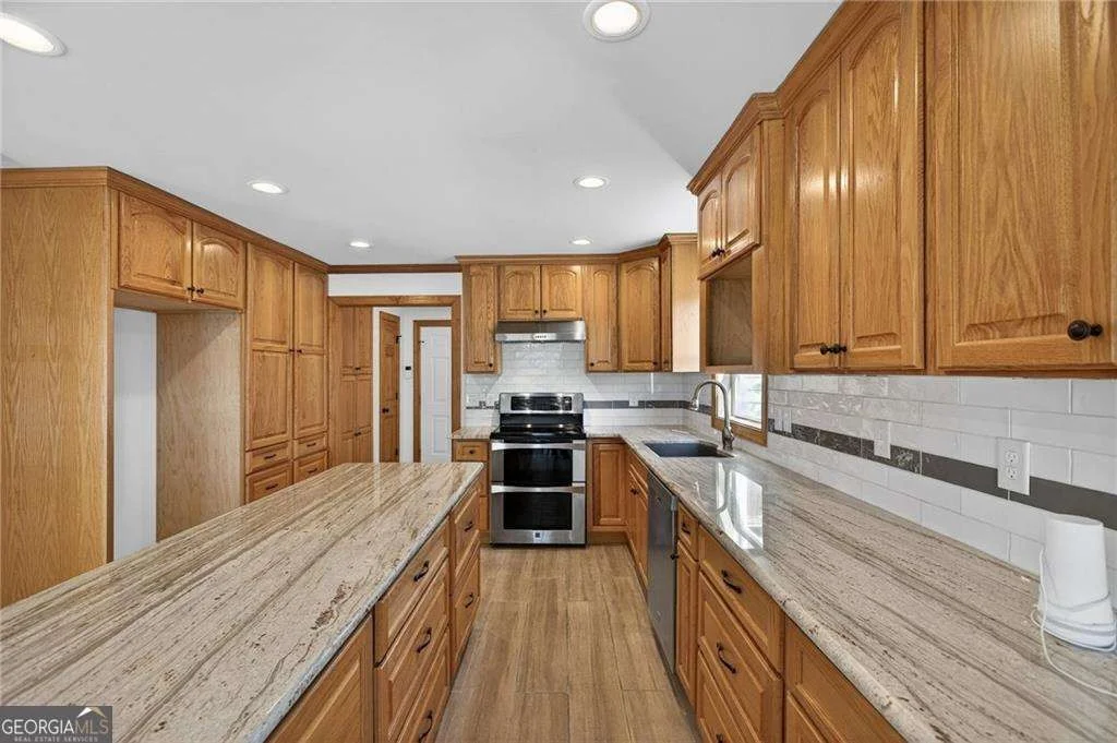 Photo of 1811 Highway 113 SW