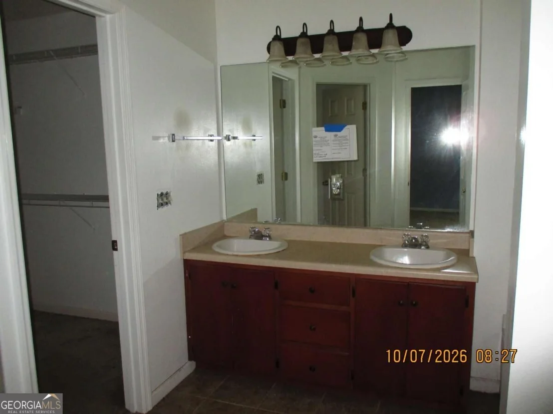 Photo of 166 Gloucester Drive