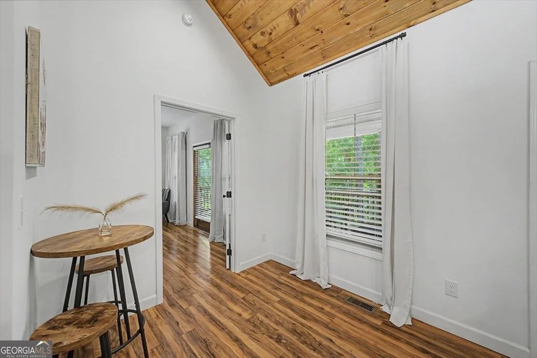 Photo of 617 Zenith Trail