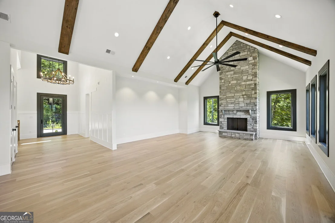 Photo of 608 Winterberry Drive