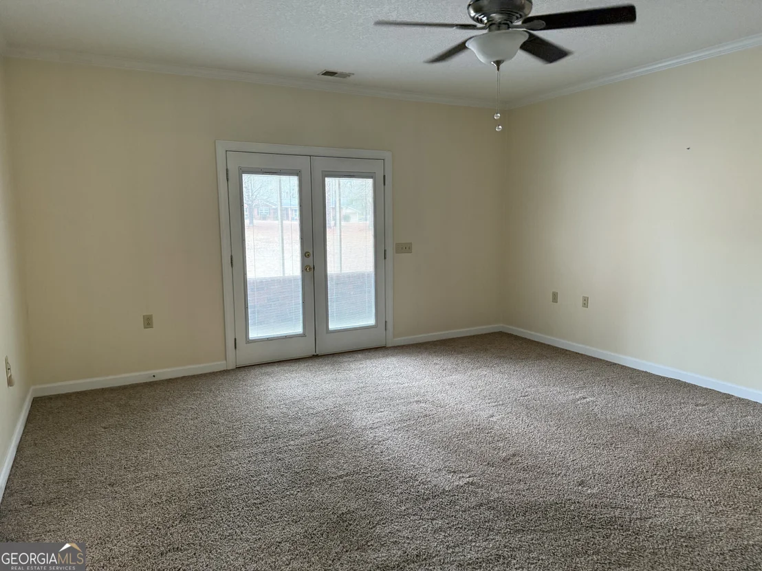 Photo of 102 Oak Circle