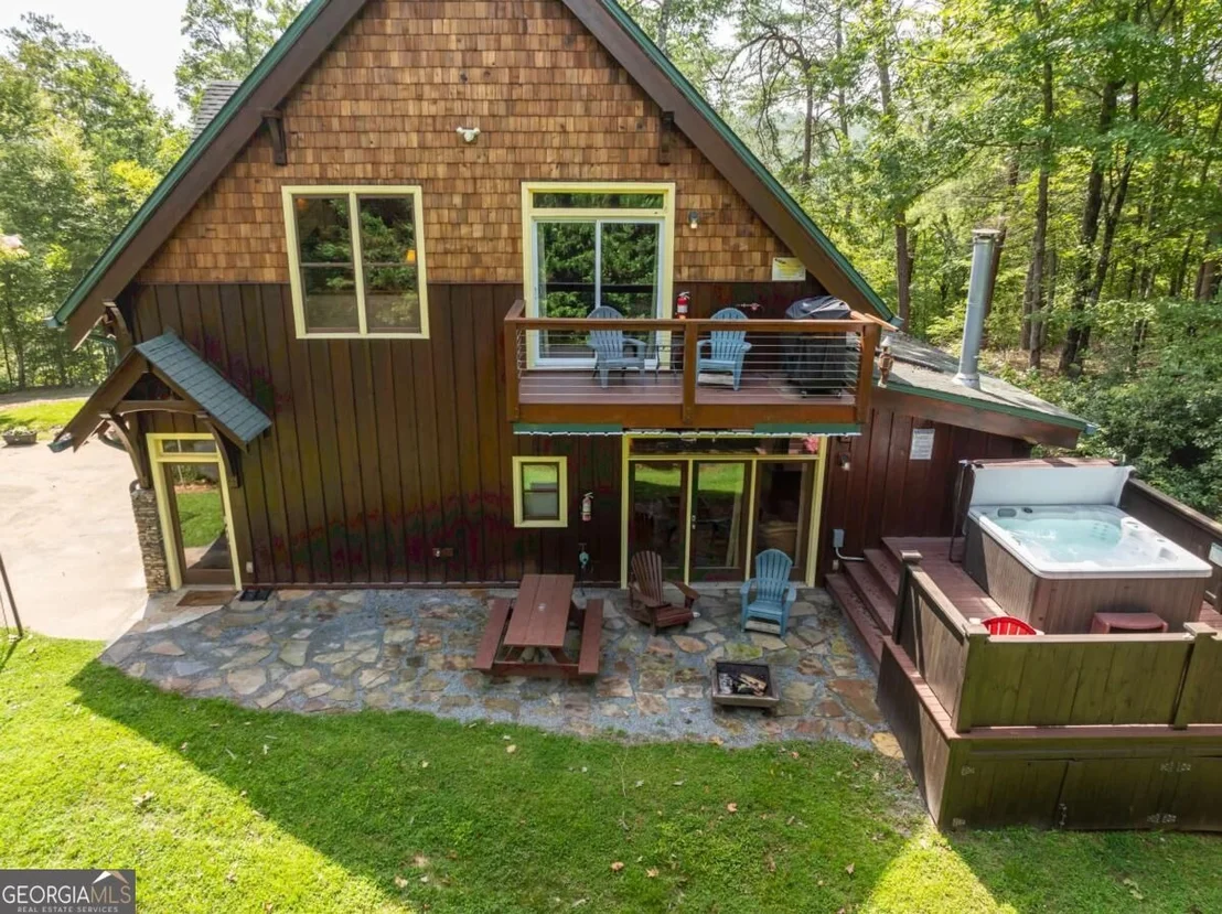 Photo of 83 Riverview Circle